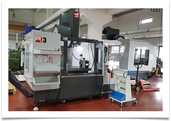 HAAS VM-3 vertical machinig centre 1016 x 660 x 635mm, 4-axis 